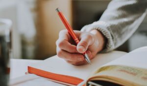 Antalya Konyaaltı Kırgızca Yeminli Tercümanlık