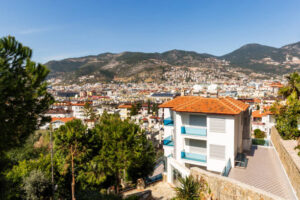 آپارتمان های فروشی با قیمت مناسب جهت اخذ شهروندی ترکیه در گورسو آنتالیا