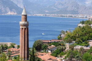 مسجد مناره یولی آنتالیا ، ترکیه