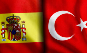 ترجمه اسپانیایی به ترکی استانبولی توسط مترجم قسم خورده در مرادپاشا، آنتالیا