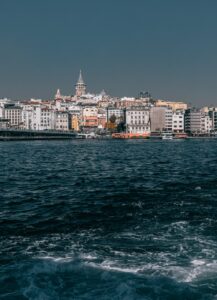 آپارتمان های فروشی با قیمت مناسب در ایوب سلطان با منظره هالیچ، استانبول