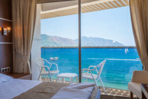 آپارتمان های فوق العاده با ویوی دریا در منطقه ساریسو آنتالیا